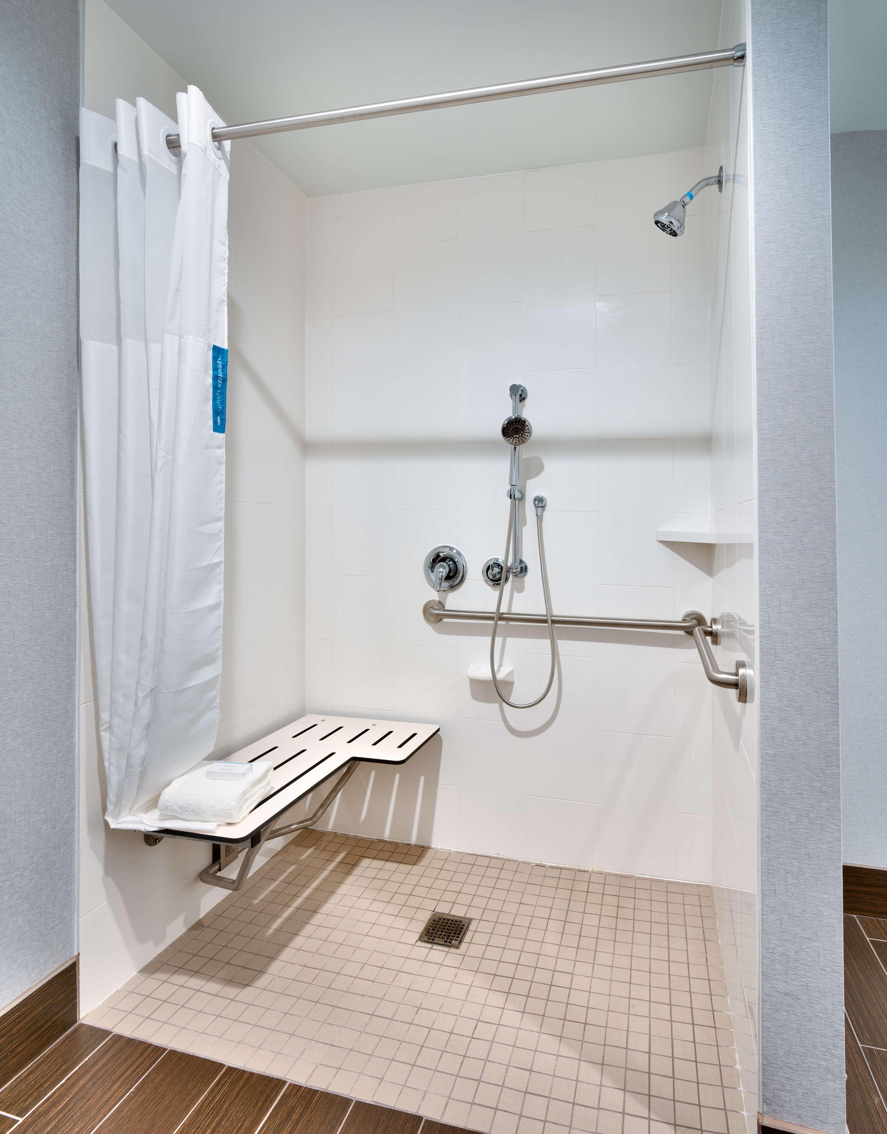 Hampton Inn & Suites Anaheim Resort Convention Center Εξωτερικό φωτογραφία