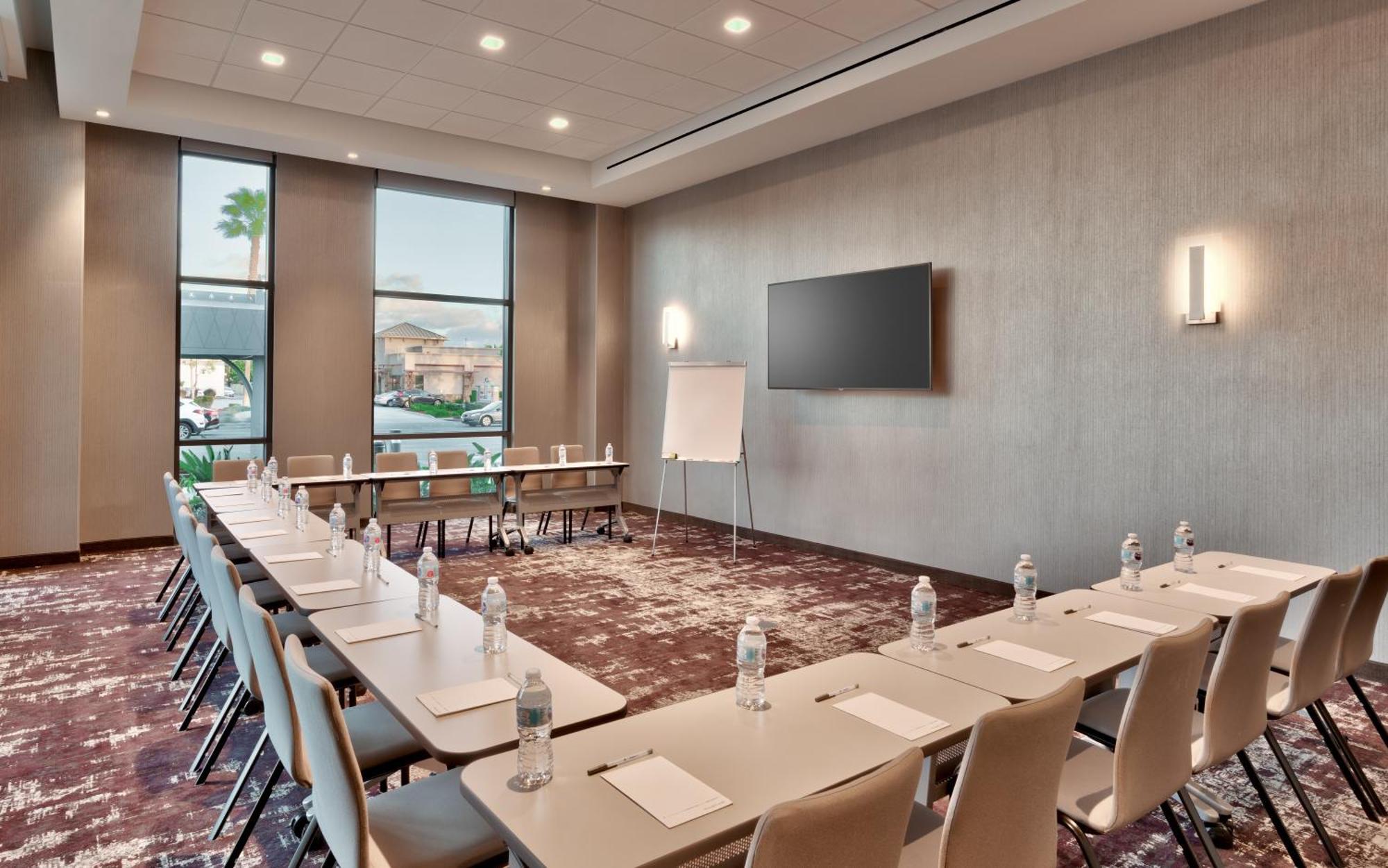 Hampton Inn & Suites Anaheim Resort Convention Center Εξωτερικό φωτογραφία