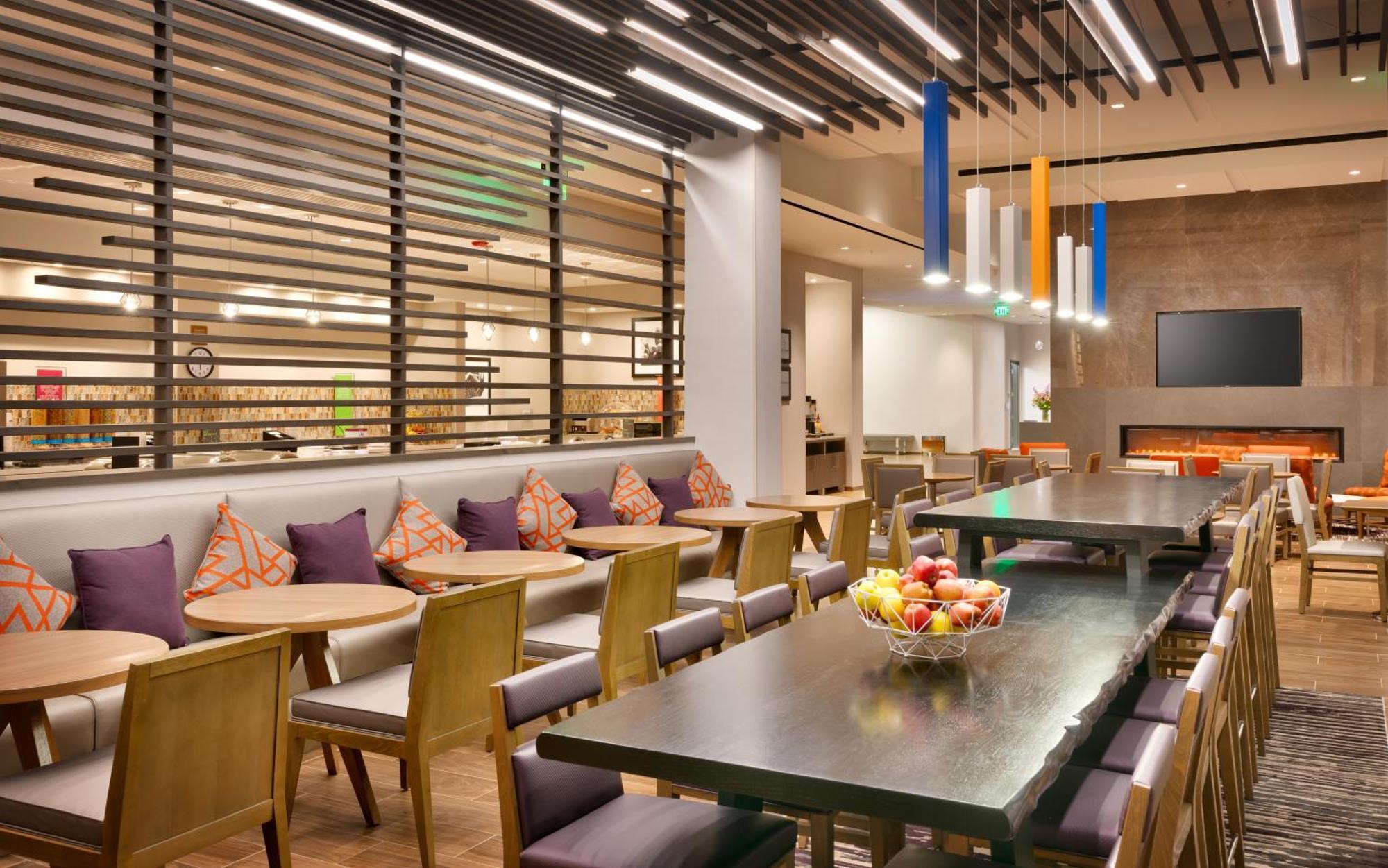 Hampton Inn & Suites Anaheim Resort Convention Center Εξωτερικό φωτογραφία