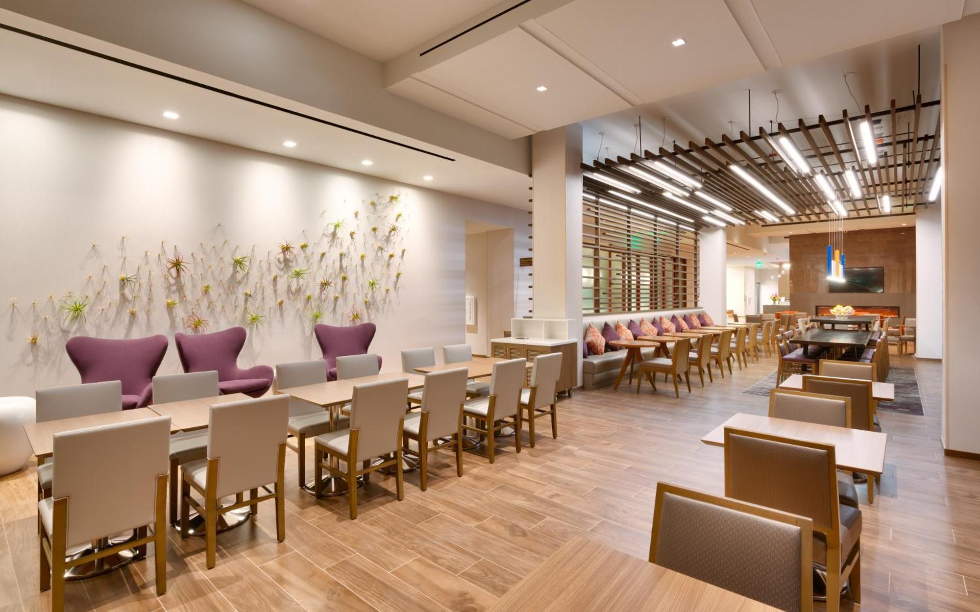Hampton Inn & Suites Anaheim Resort Convention Center Εξωτερικό φωτογραφία