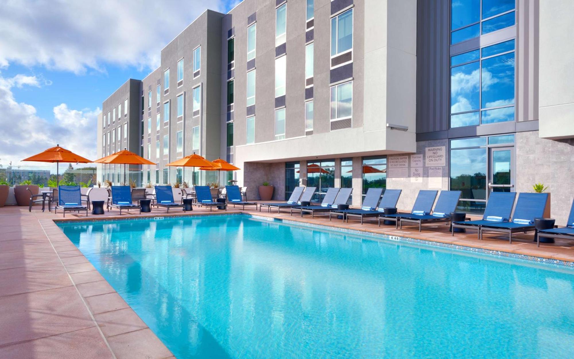 Hampton Inn & Suites Anaheim Resort Convention Center Εξωτερικό φωτογραφία